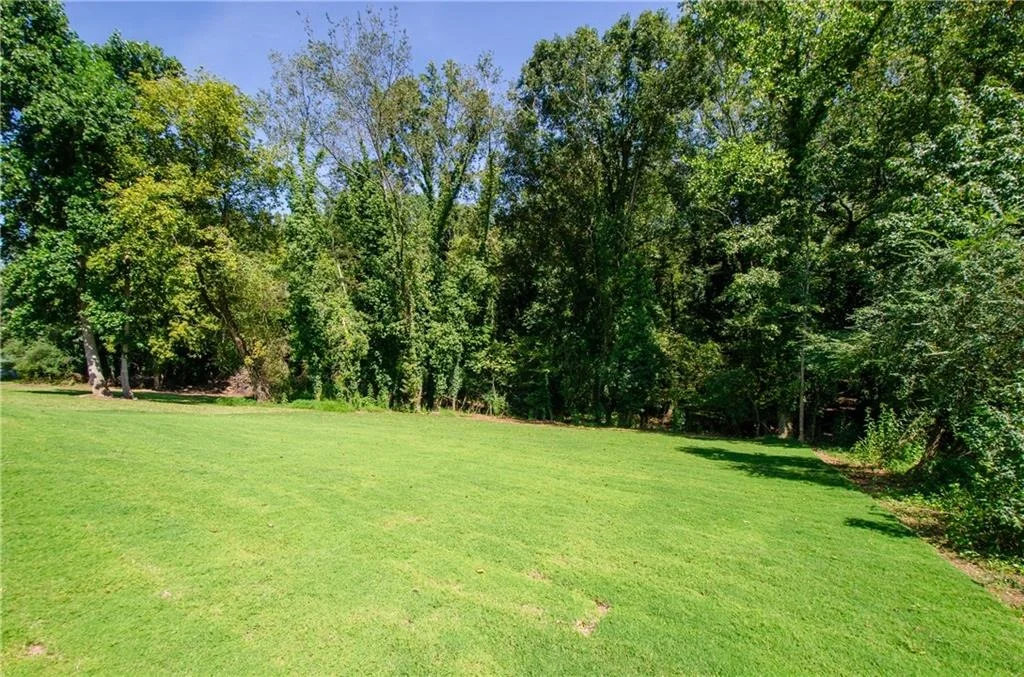 Photo of 4450 Roberta Circle