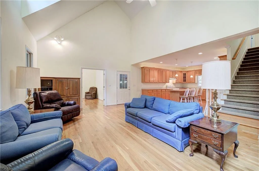 Photo of 312 Lake View Trace