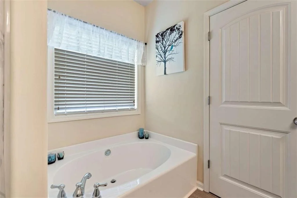 Photo of 1424 Silvergate Way