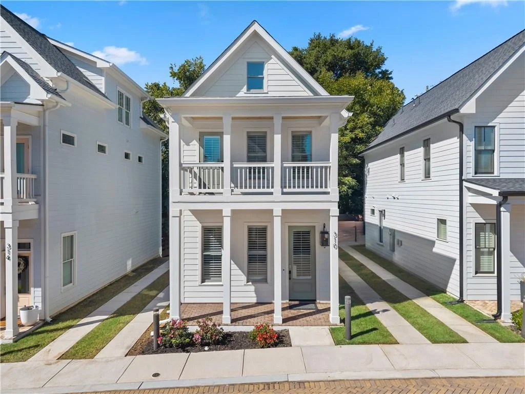 Photo of 310 Clarendon Court