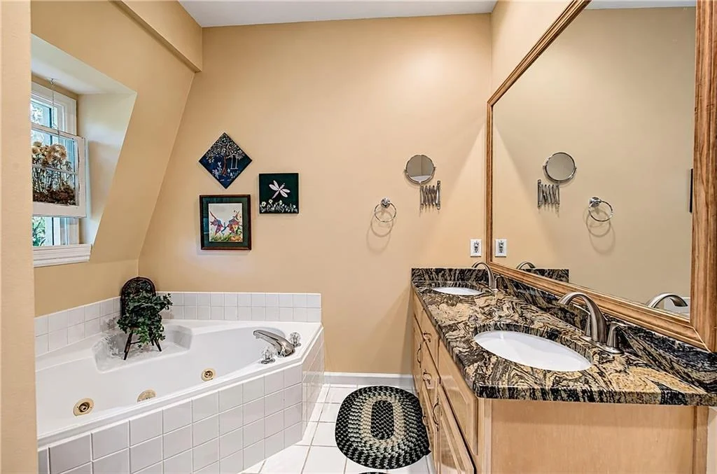 Photo of 70 Padsett Court