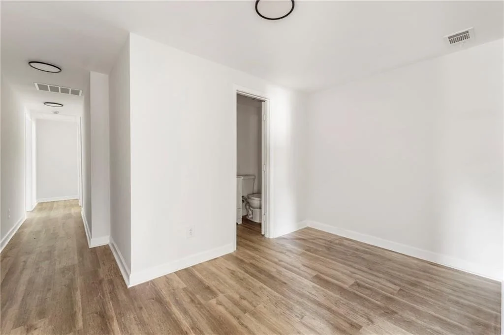 Photo of 8859 Thomas Road