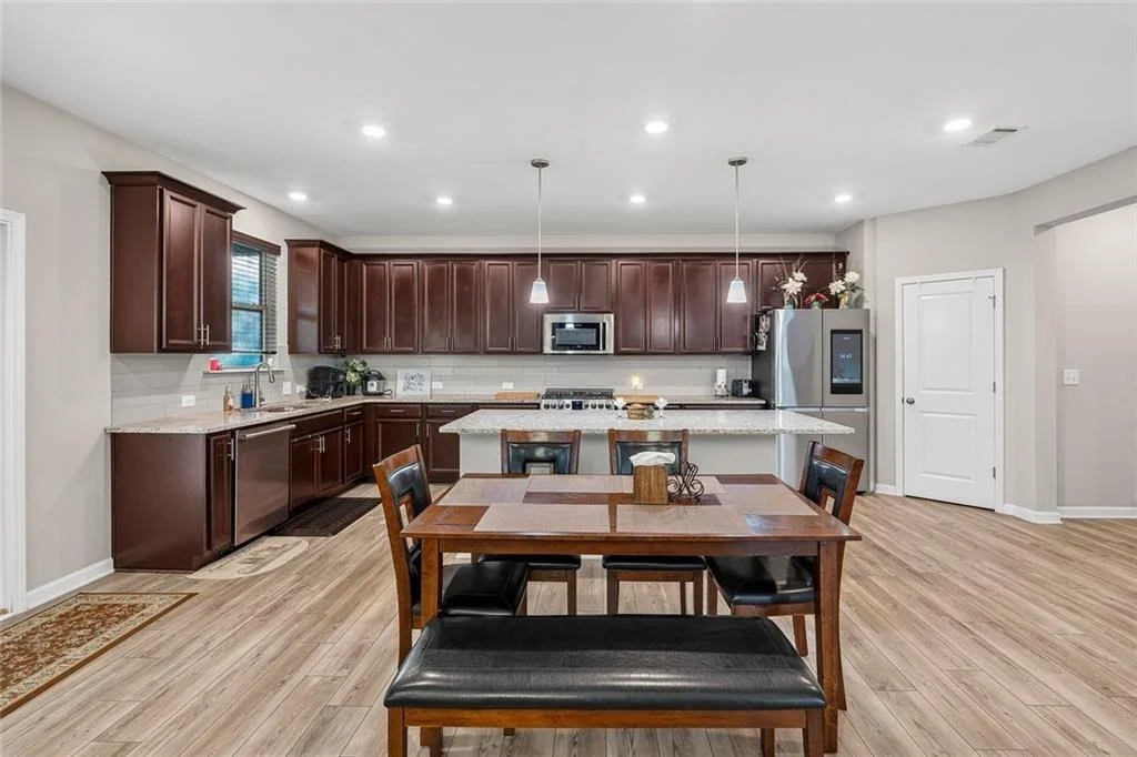 Photo of 327 Round Pond Drive