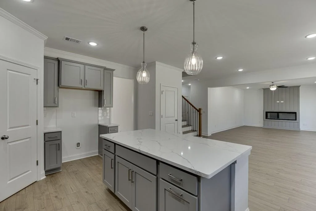Photo of 979 Lakeview