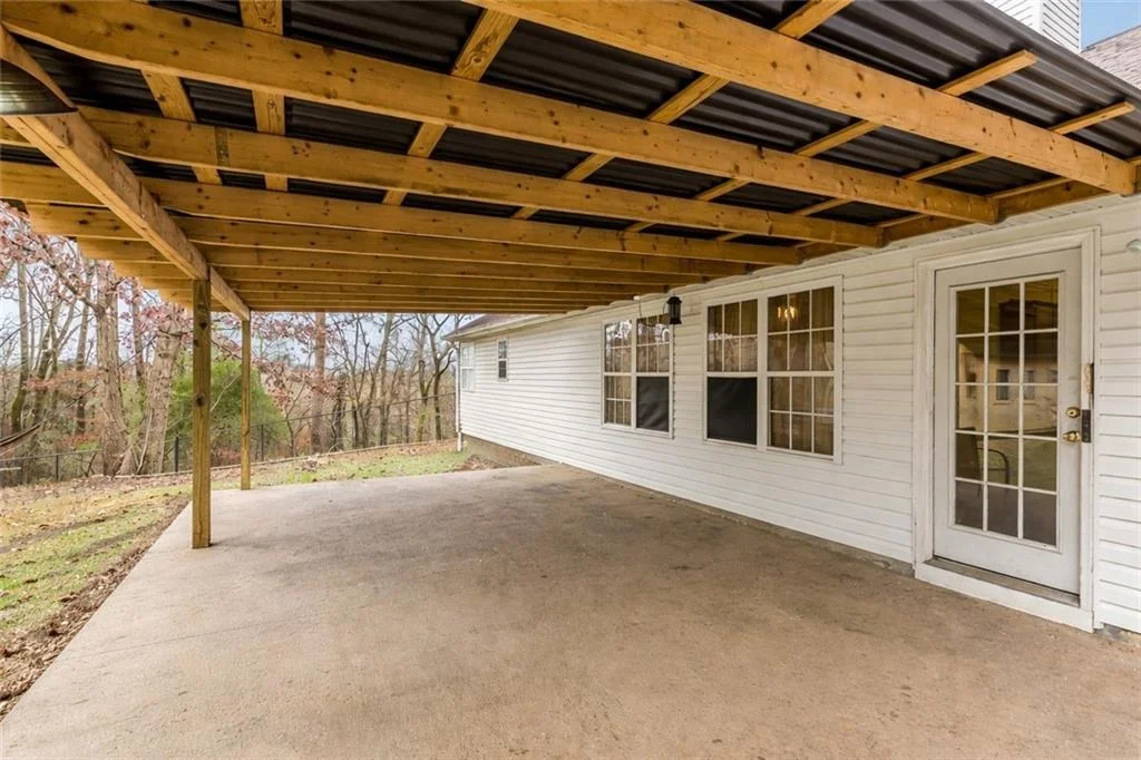 Photo of 402 Arbor Circle SW