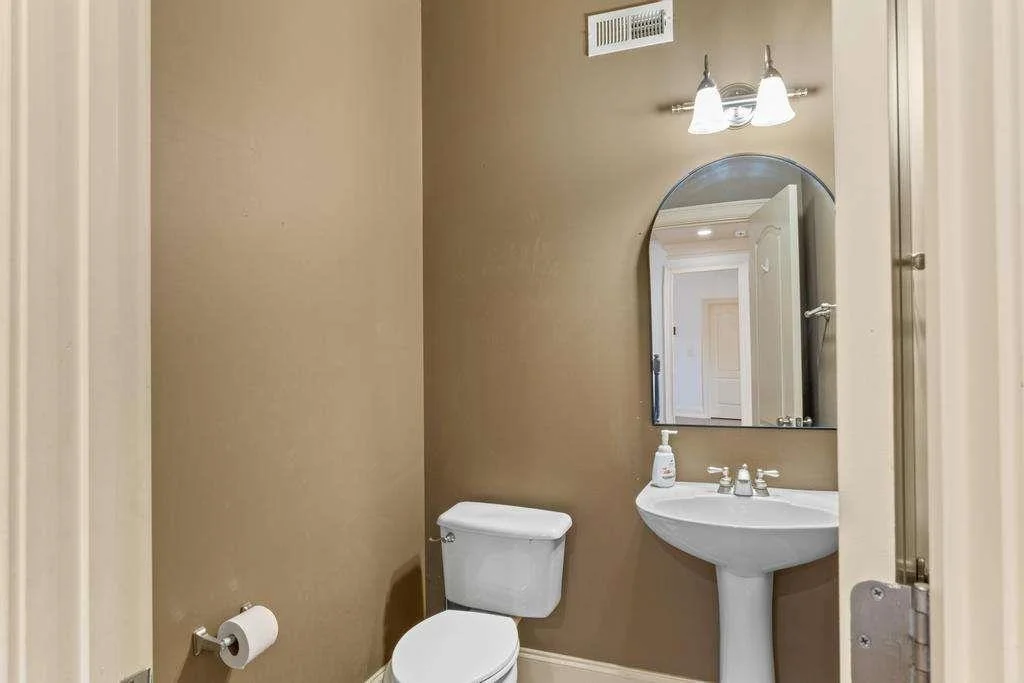 Photo of 1202 Persimmon Way