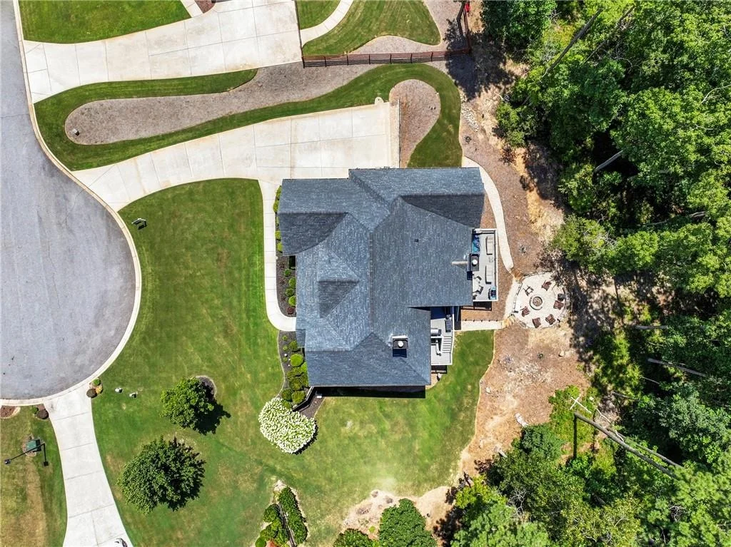 Photo of 151 Wilshire Drive