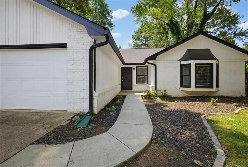 Photo of 120 Softwood Circle