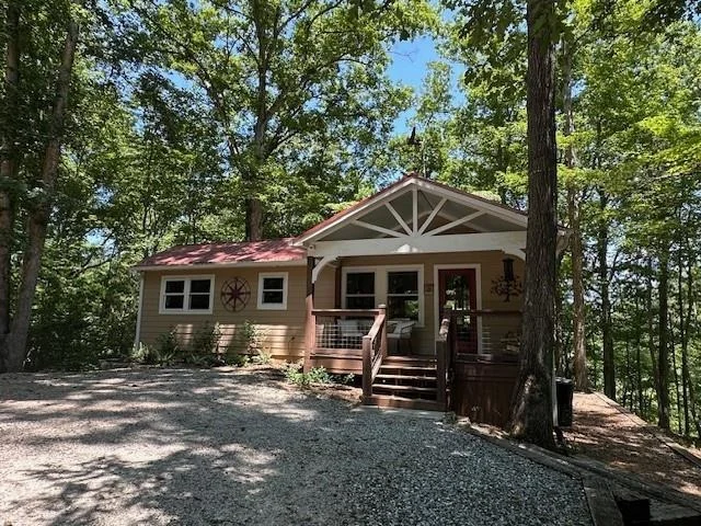 Photo of 6592 Huckleberry Lane