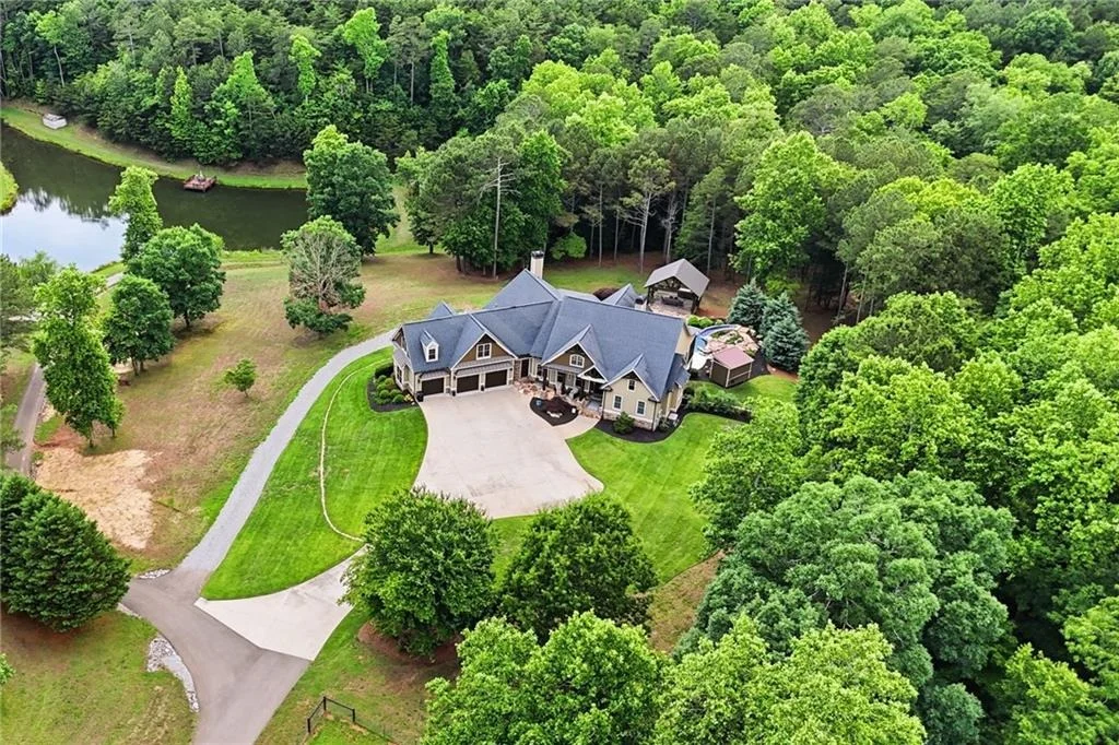 Photo of 457 Arlington Way