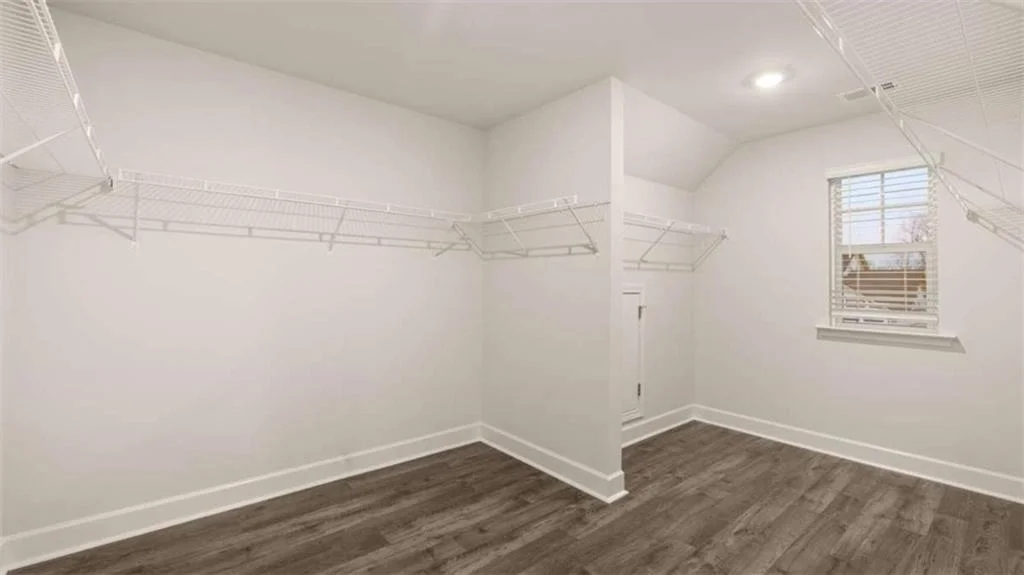Photo of 490 Beachview Road