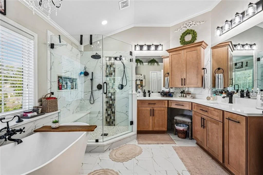 Photo of 337 Meadowcrest Circle