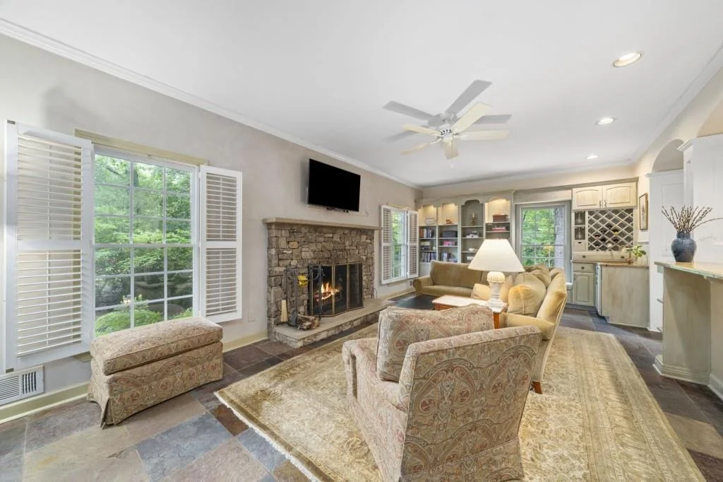 Photo of 8950 Huntcliff Trace