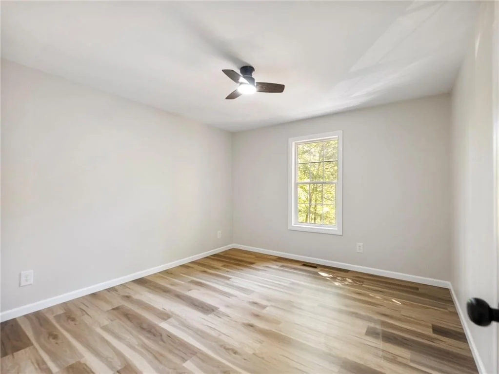 Photo of 3930 Pine Tree Lane