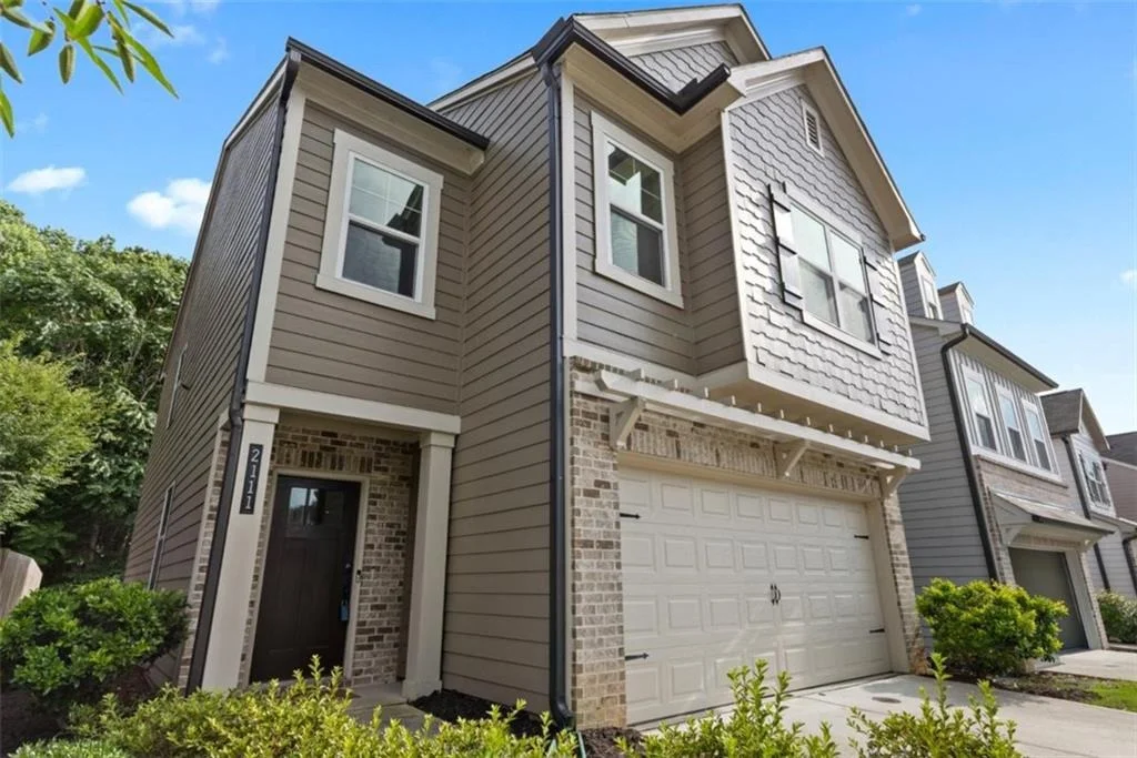 Photo of 2111 Westside Drive