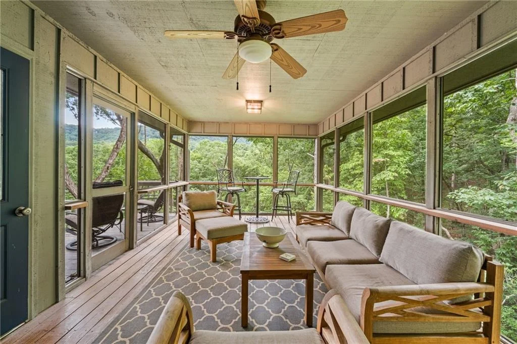 Photo of 4593 Wilderness Parkway