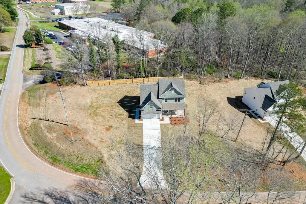 Photo of 929 Lakeview