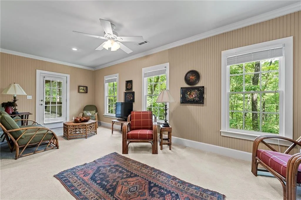 Photo of 87 Pine Knoll