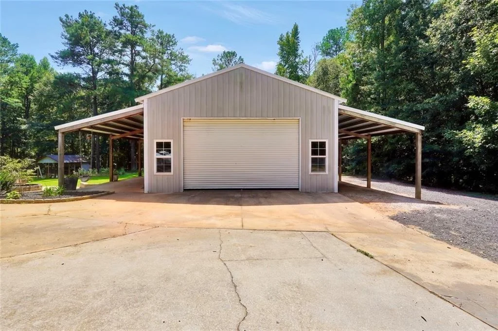 Photo of 2182 Leguin Mill Road