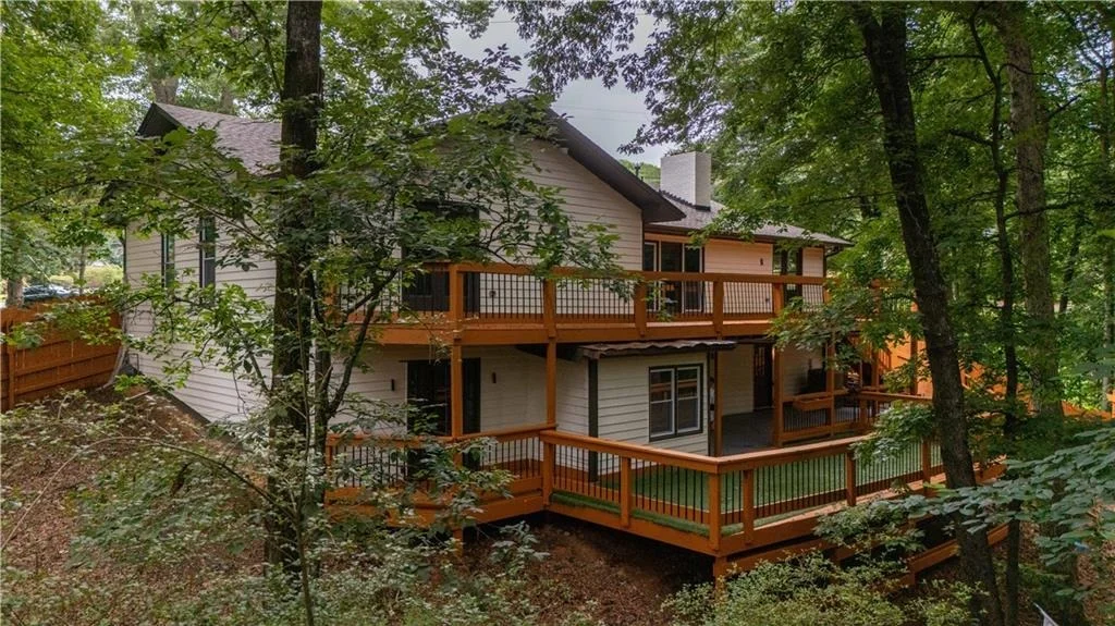 Photo of 2154 Pond Road