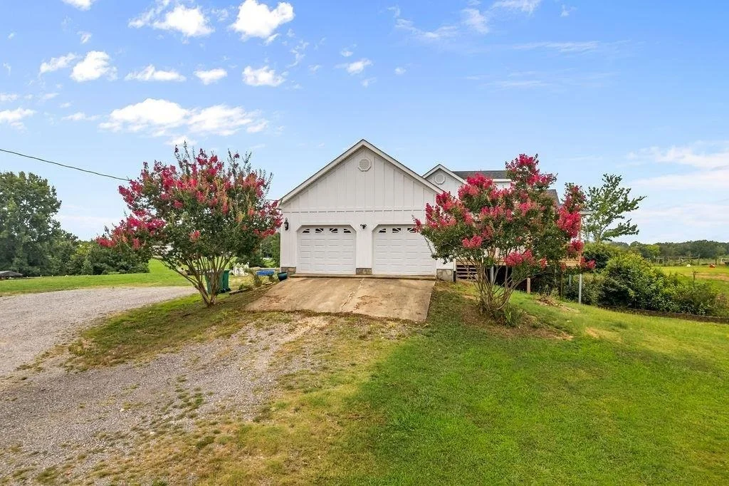 Photo of 7800 County Road 19