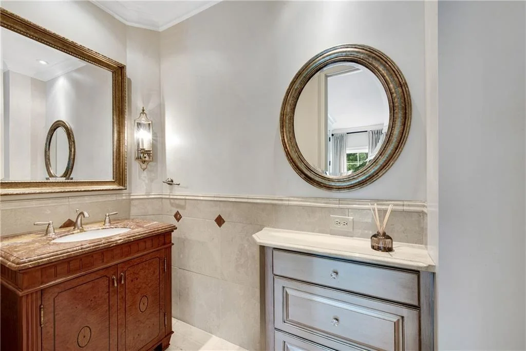 Photo of 9190 Huntcliff Trace
