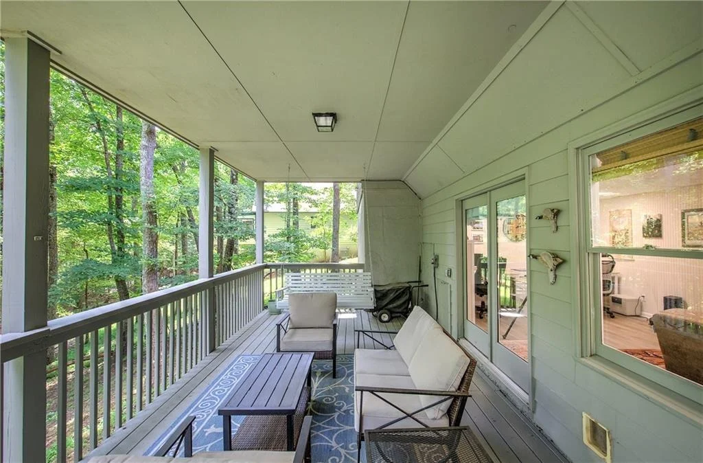 Photo of 376 Alpine Drive