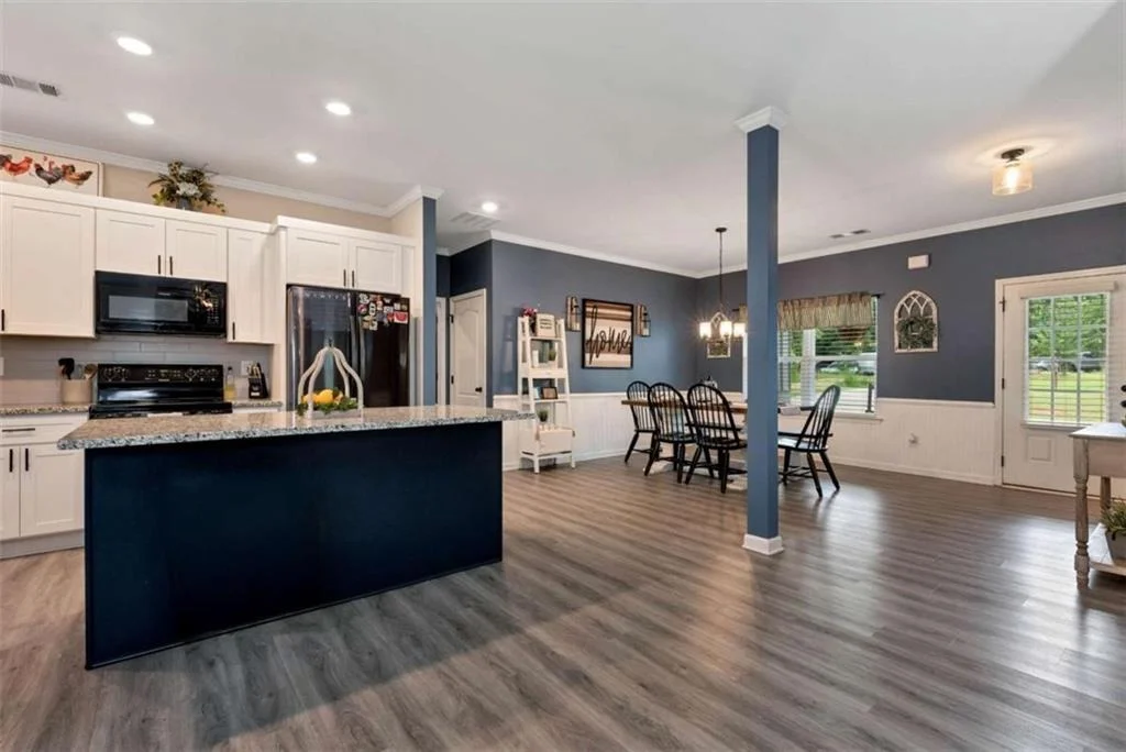 Photo of 515 Forest Lake Road