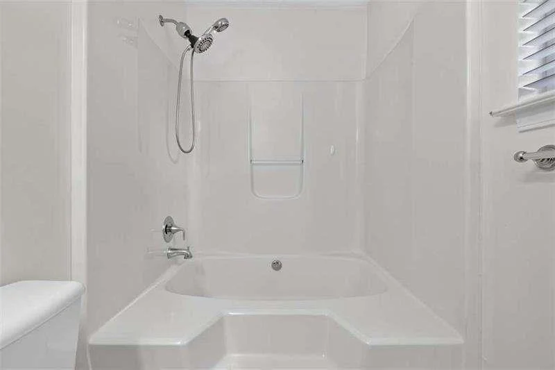 Photo of 72 Victorian Circle