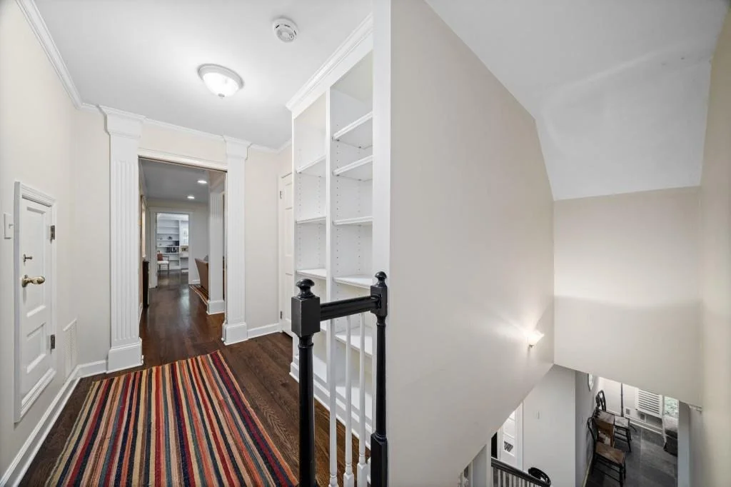 Photo of 8950 Huntcliff Trace