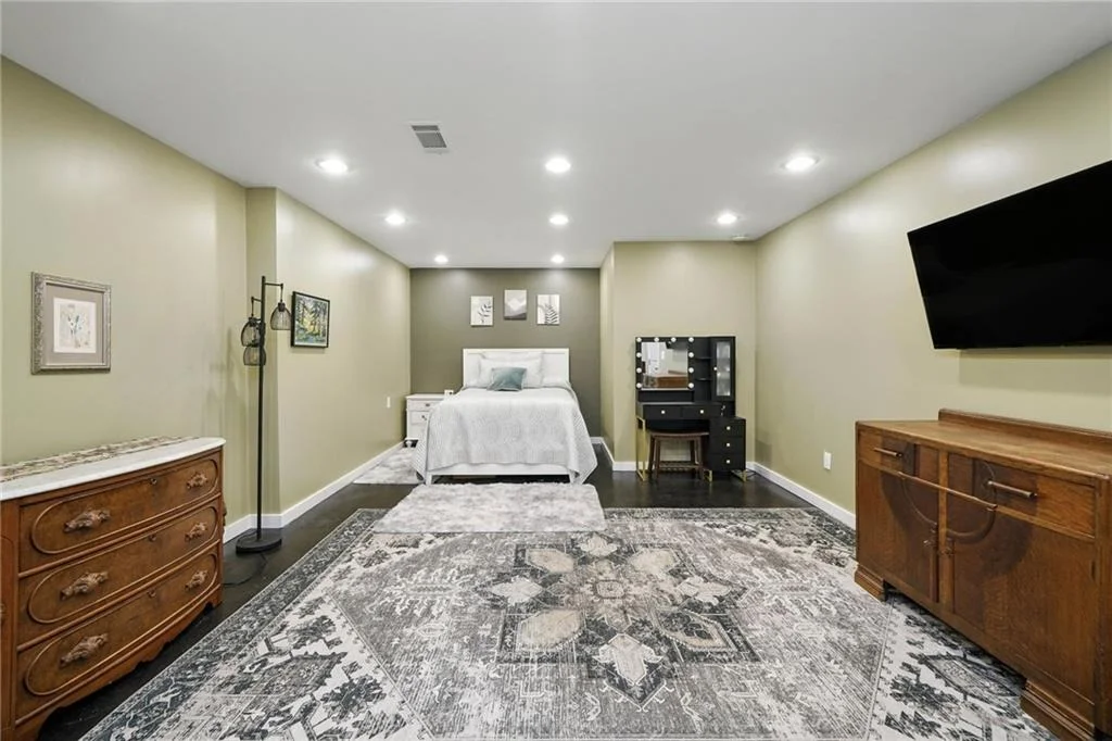 Photo of 160 Crest Brooke Drive