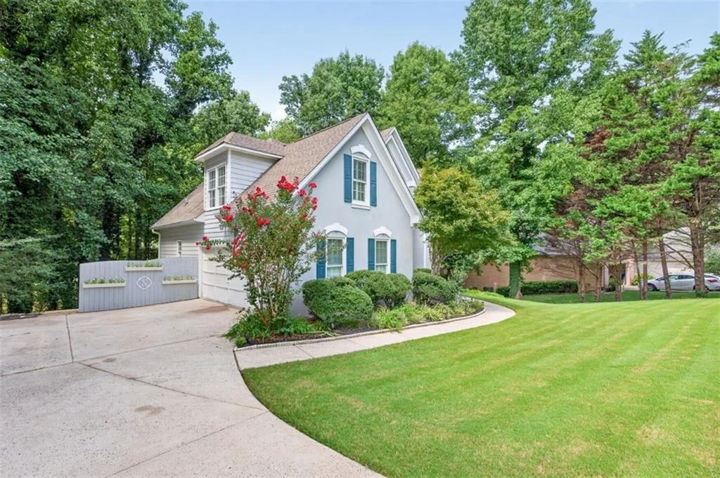 Photo of 1705 Redbud Way