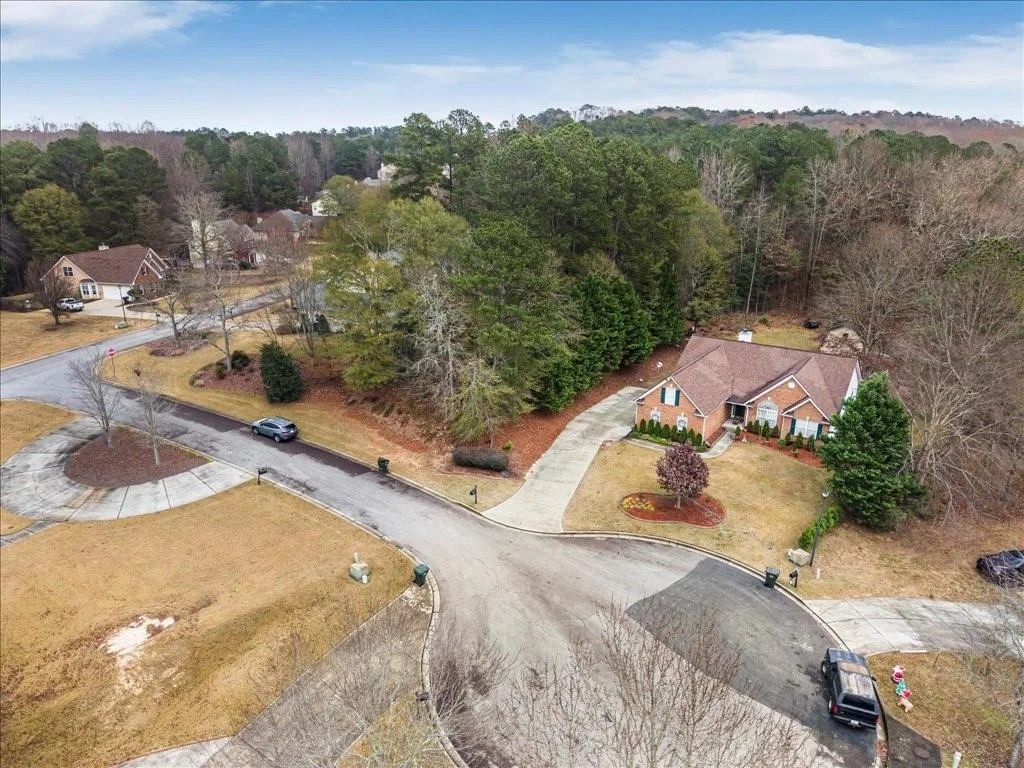Photo of 402 Arbor Circle SW