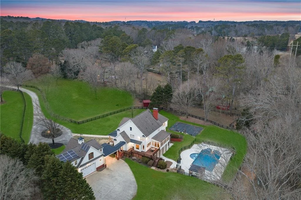 Photo of 16035 Westbrook Road