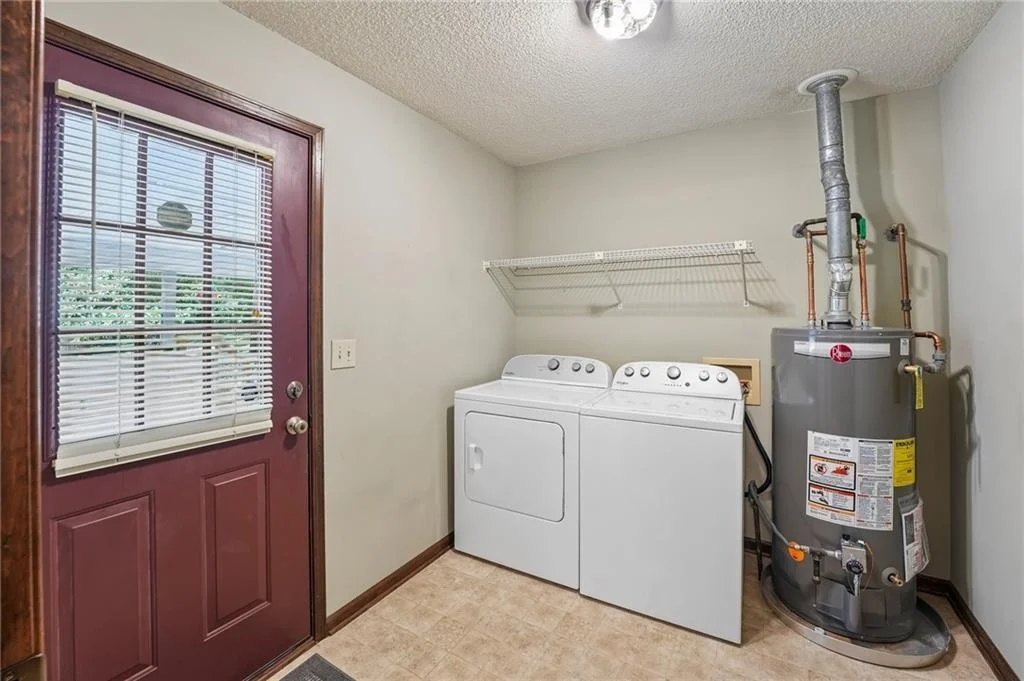 Photo of 16055 Thompson Road