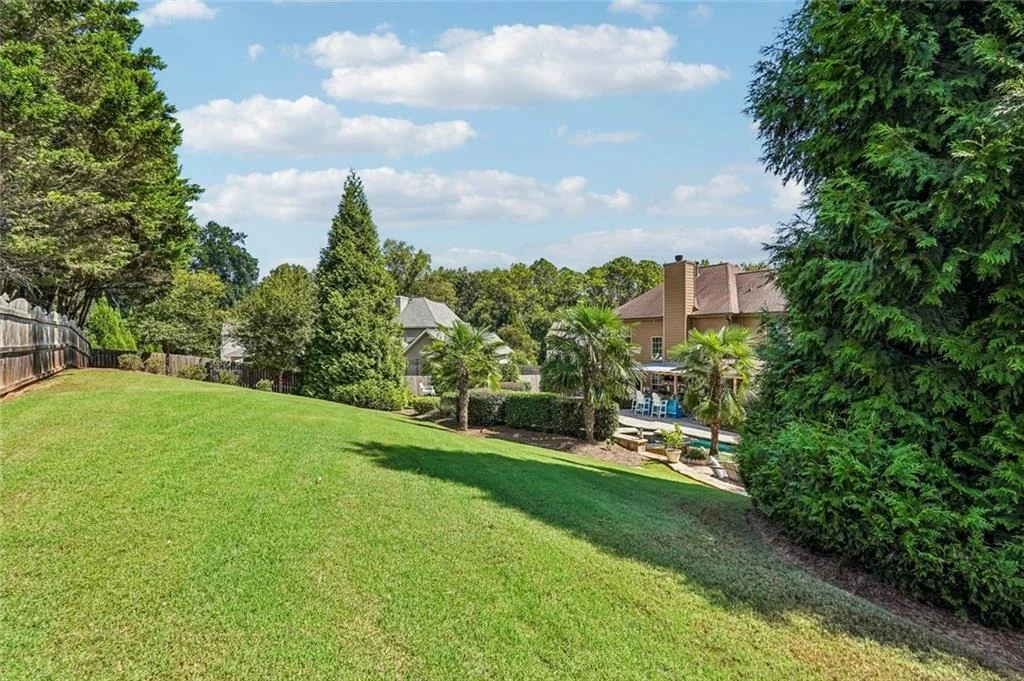 Photo of 337 Meadowcrest Circle