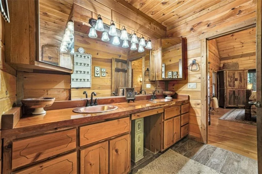 Photo of 58 River Road
