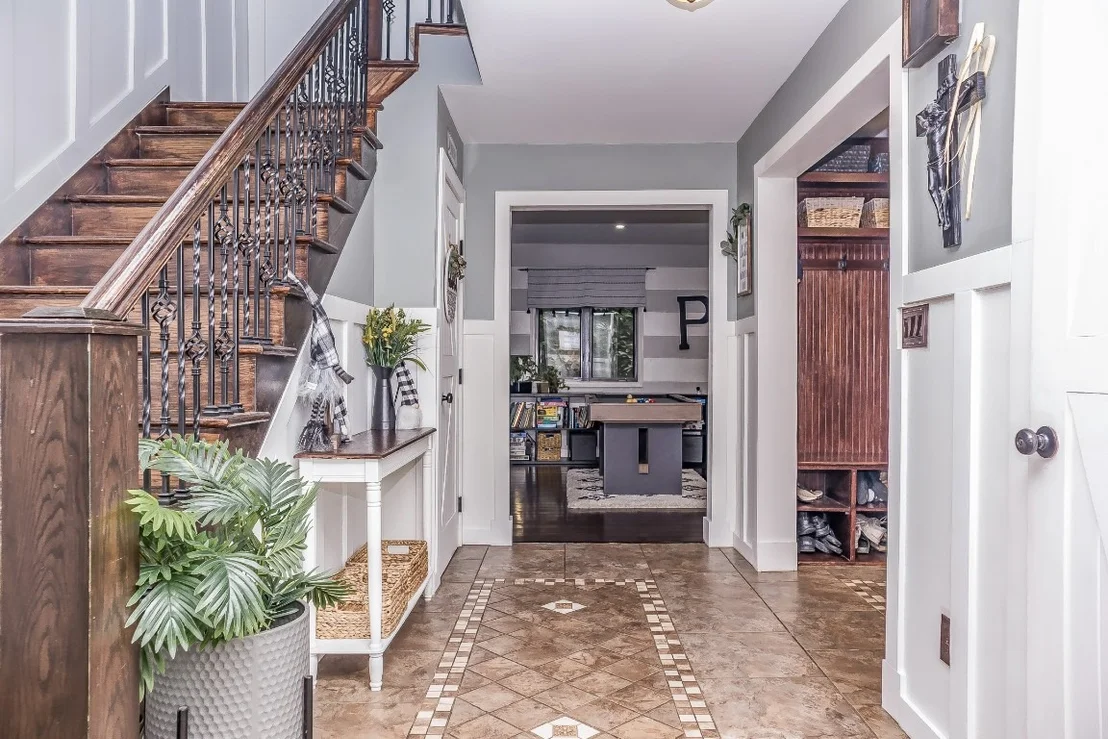 Photo of 283 Ahern Road