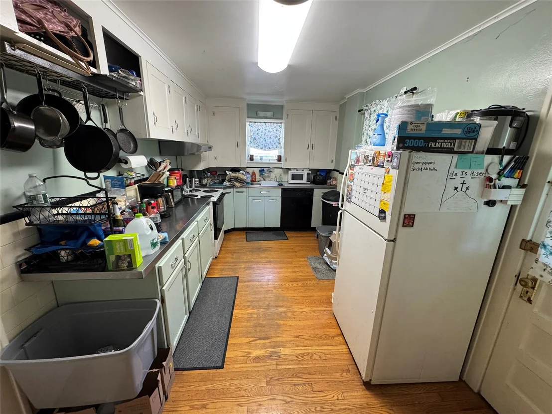 Photo of 531 Davis Avenue