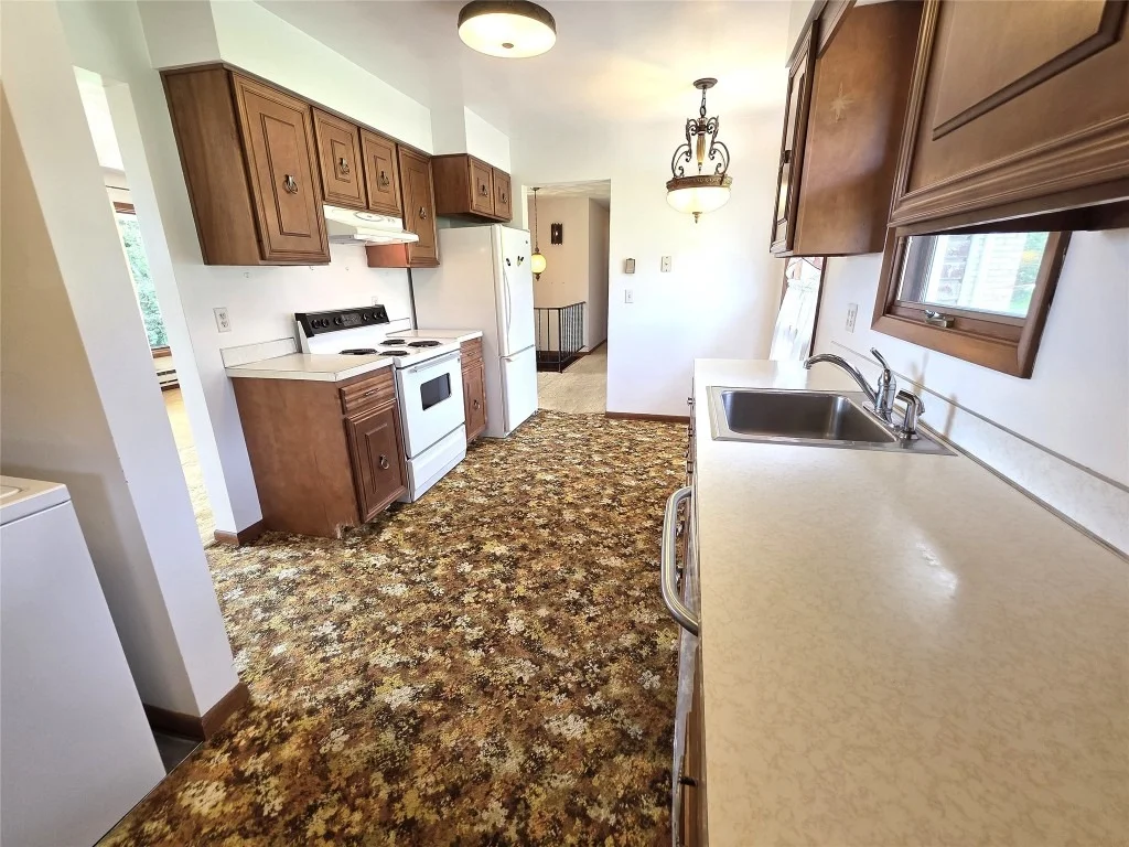 Photo of 23 Lynn Drive