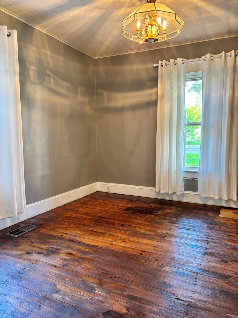 Photo of 293 Delaware Street