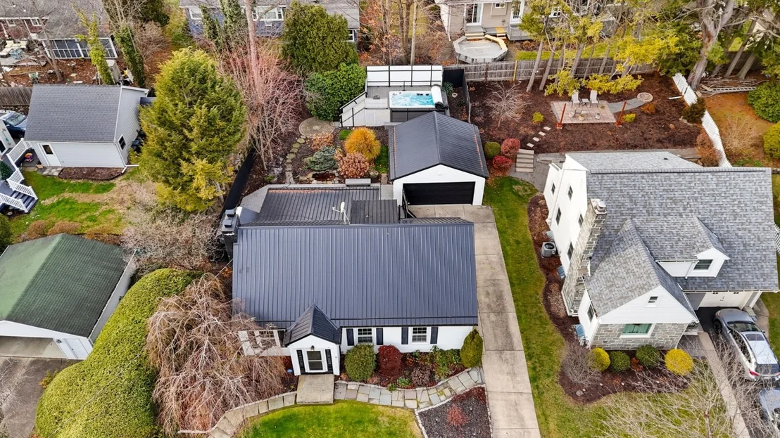 Photo of 1 Edgecomb Road