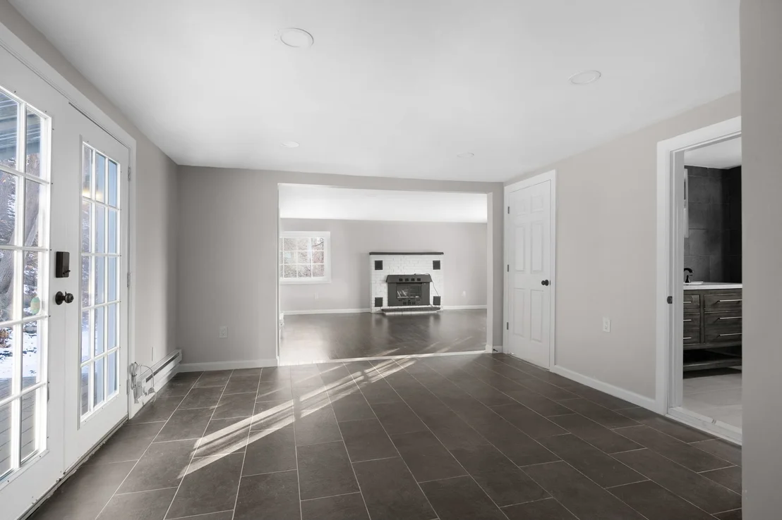 Photo of 122 Terrace Drive