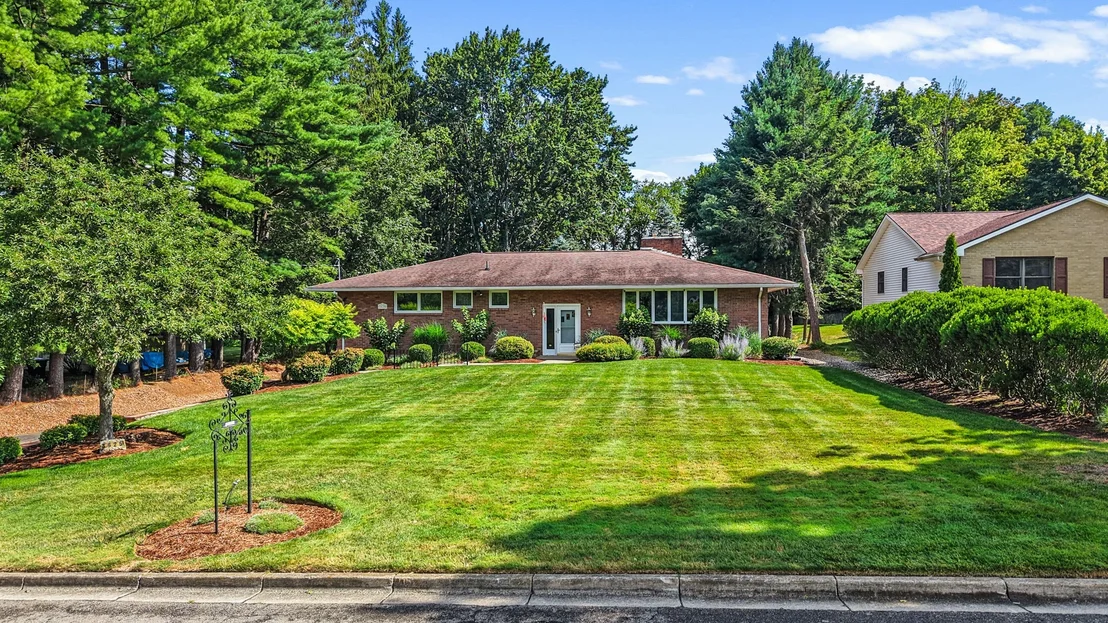 Photo of 3625 Pinecrest Road