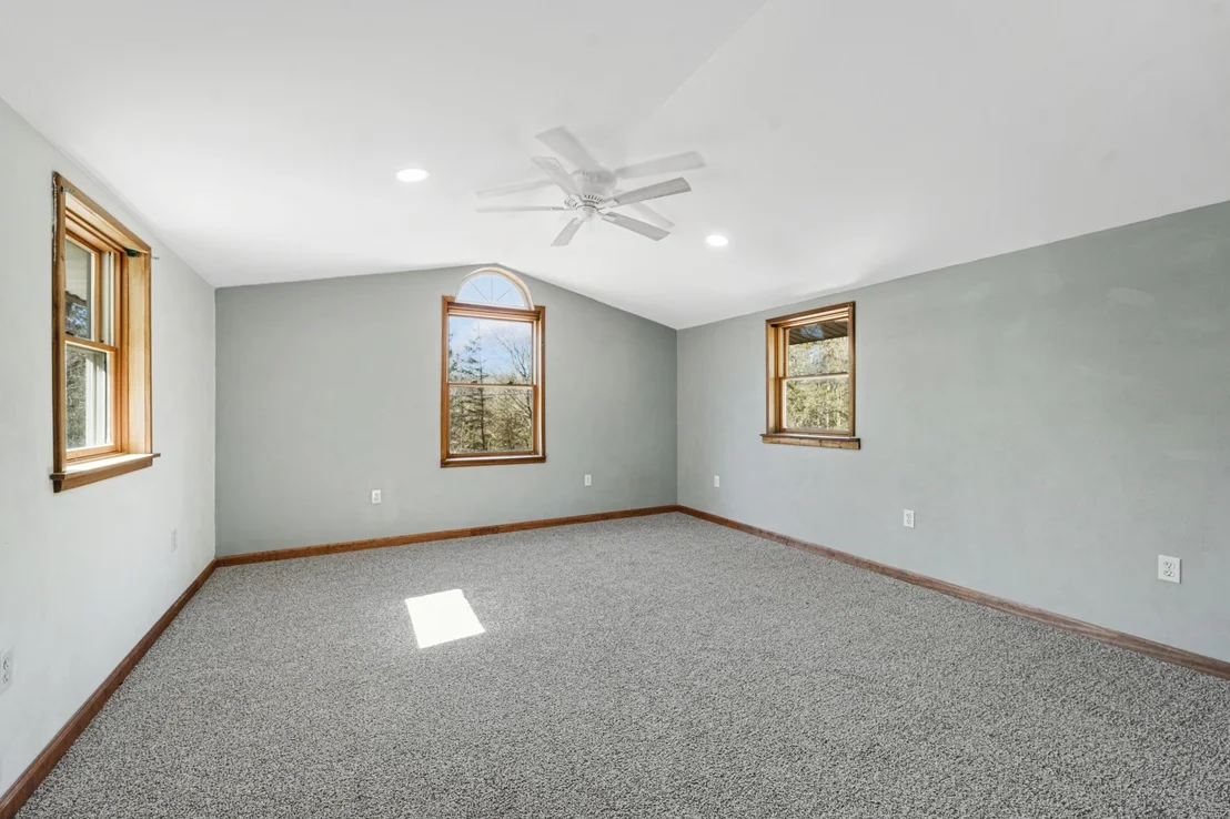 Photo of 424 Edson Road