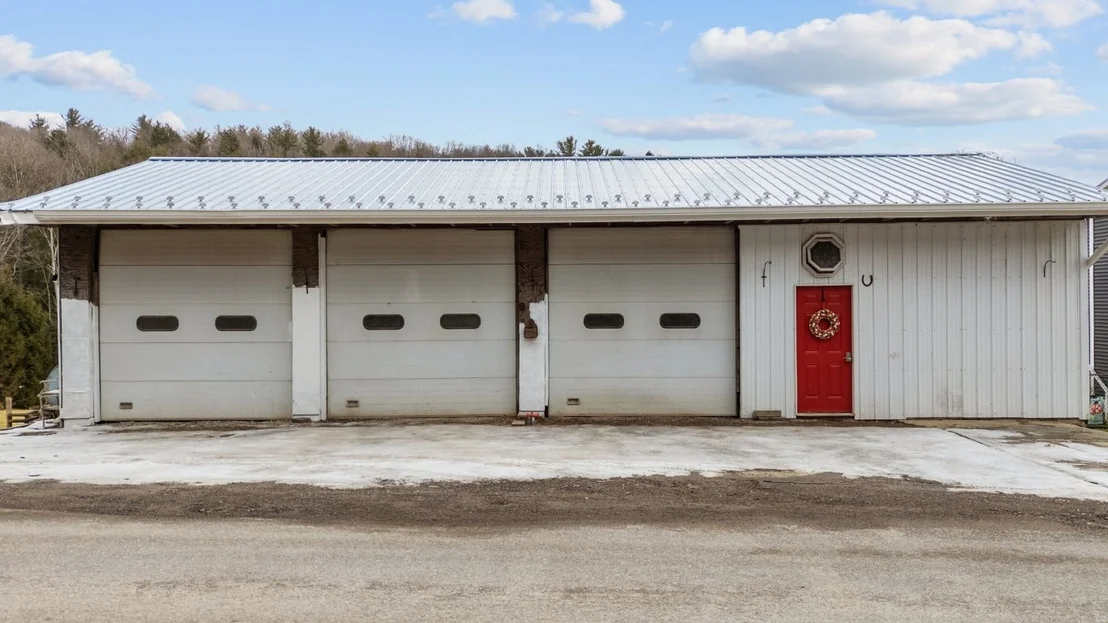 Photo of 592 Frank Hyde Road