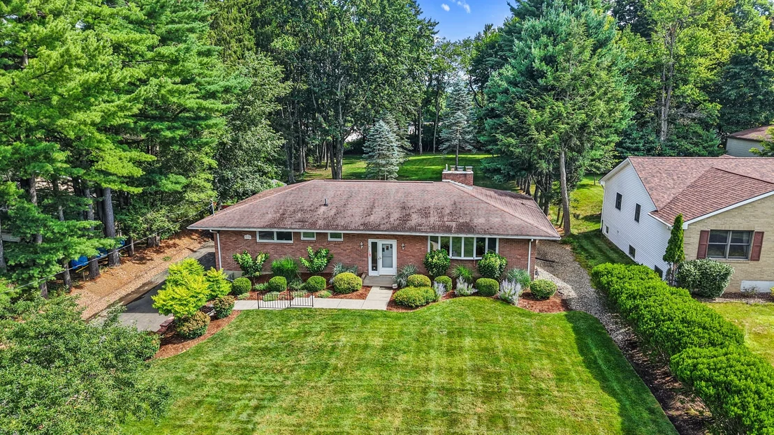 Photo of 3625 Pinecrest Road
