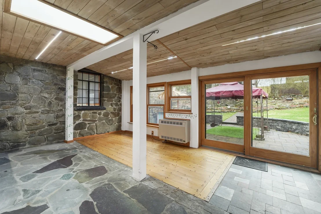 Photo of 161 Rosedale Drive