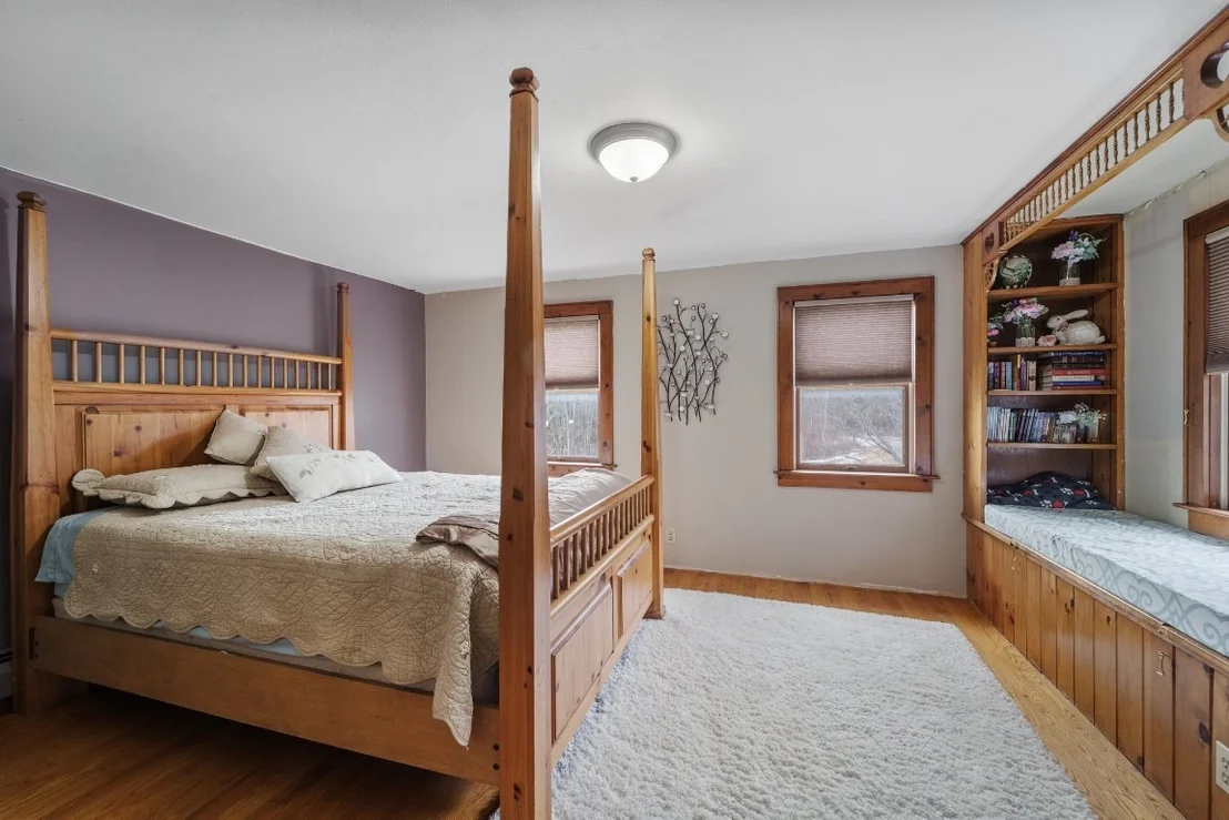 Photo of 592 Frank Hyde Road