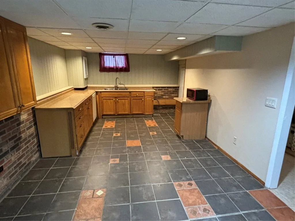 Photo of 149 Iris Drive